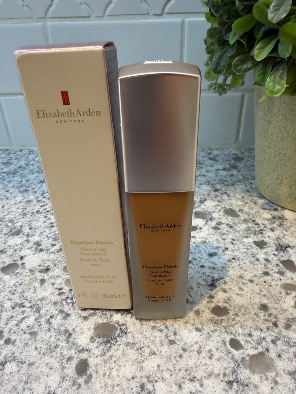 Elizabeth Arden Flawless Finish Foundation  520 W new in box